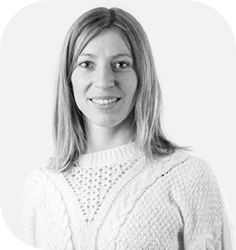 Emilie BART chargée de communication marketing mon peintre expert