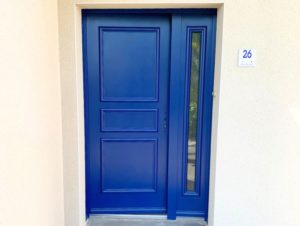 porte entree pvc repeinte bleu saphir